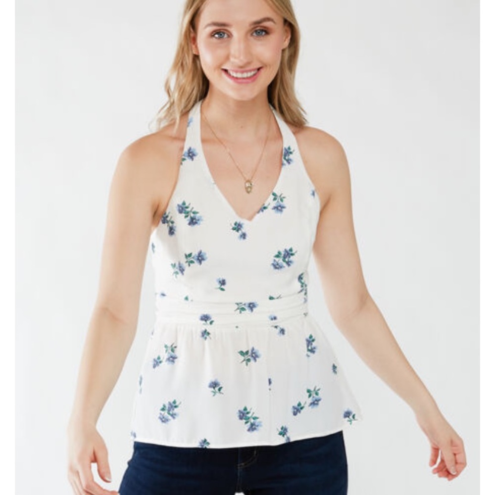 BNWT Halter with Ruched Back - Picture 2 of 7